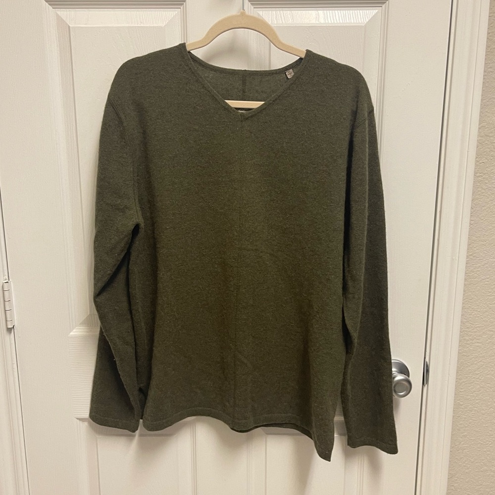 Robert Comstack Cashmere Vneck Sweater - image 1